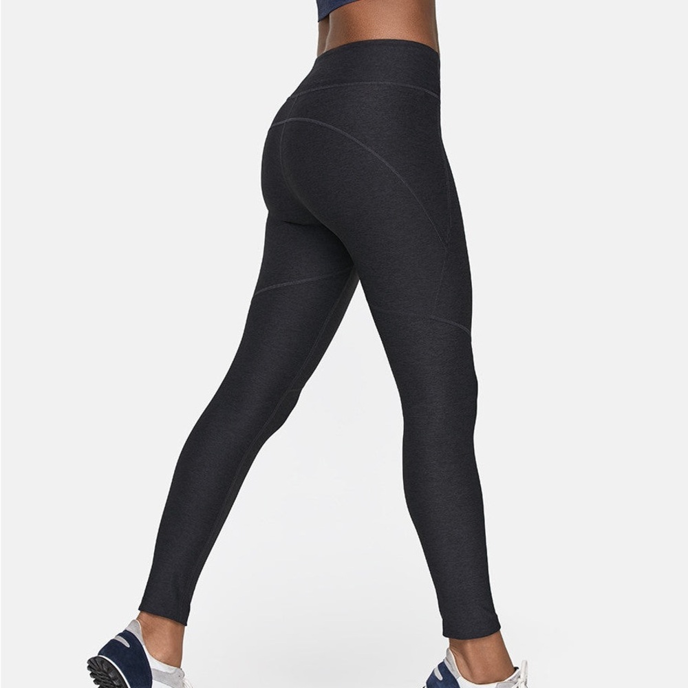 Outdoor Voices 7/8 warmup leggings in black